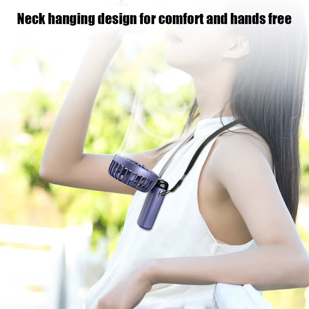 Femeie folosind un mini ventilator portabil cu prindere pe gât